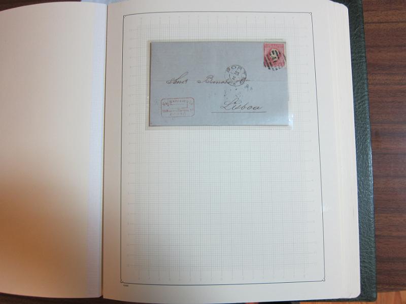 0014 (41).jpg -     Lote:    14      Marcofilia      Lotes Especiais       Descrição:      Portugal.   Colecção montada em dois álbuns com estudo especializado das marcas de duplo círculo e circulares do Porto, com selos de diversas emissões e cartas. Lote a ver.        Lote       Valor Base:     &euro; 1.500,00     Valor Venda:     &euro; 1.500,00     
